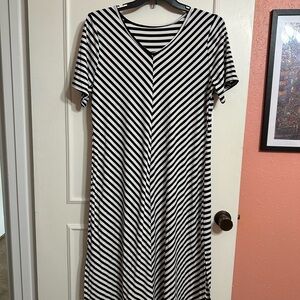 Black and White Striped Dress XL